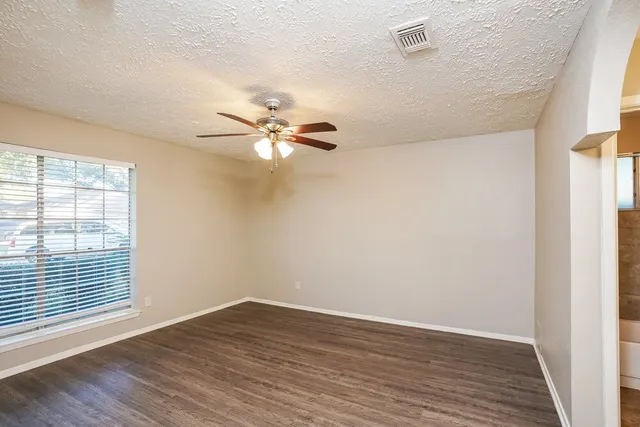 $1,695 | 7202 Skylight Lane, Houston, TX 77095