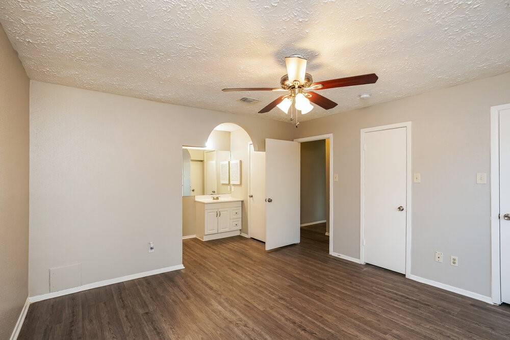 7202 Skylight Lane Houston, TX 77095 - Photo 10 of 16