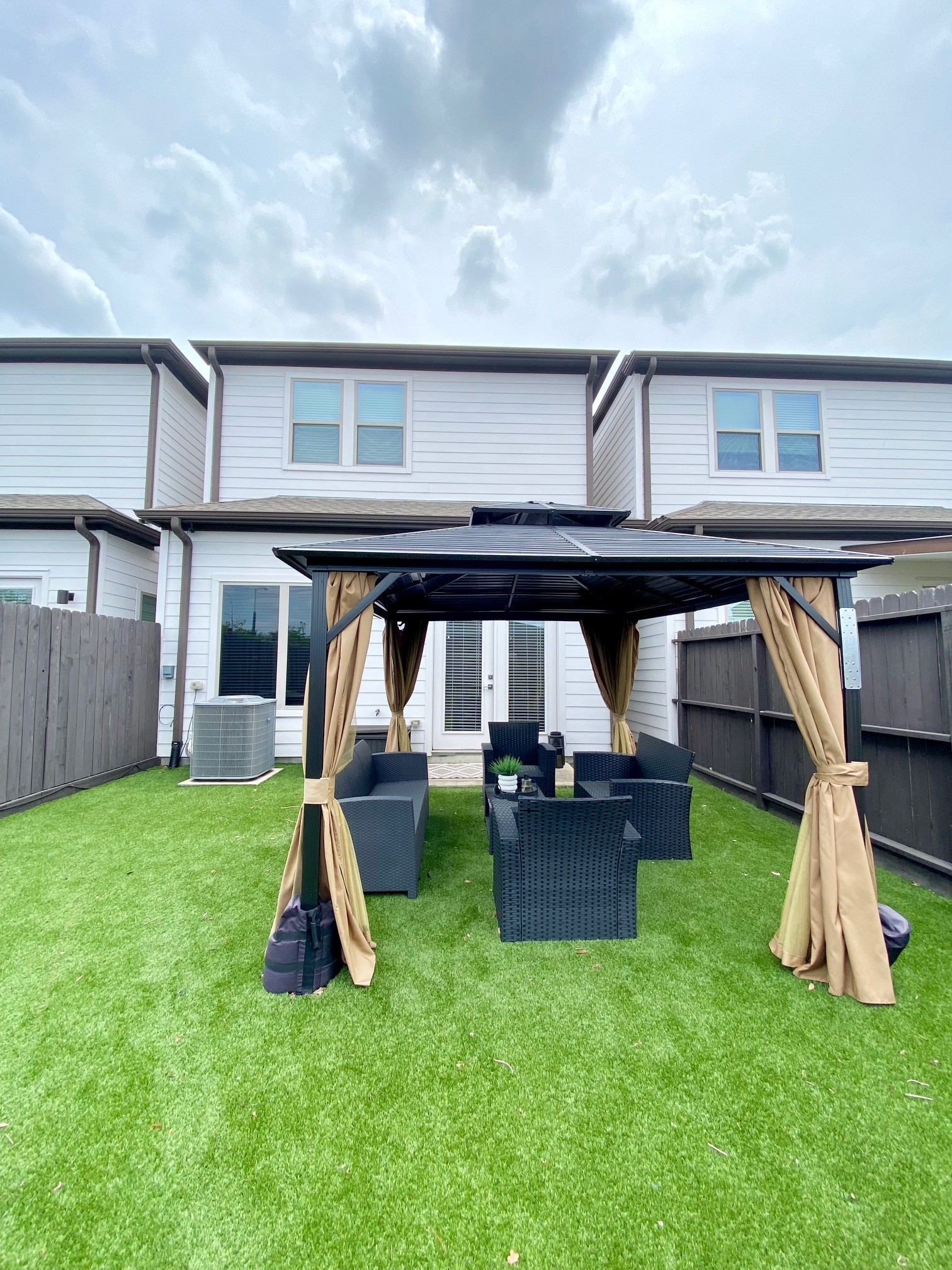 1711 Freeman Street Houston, TX 77009 - Photo 11 of 15