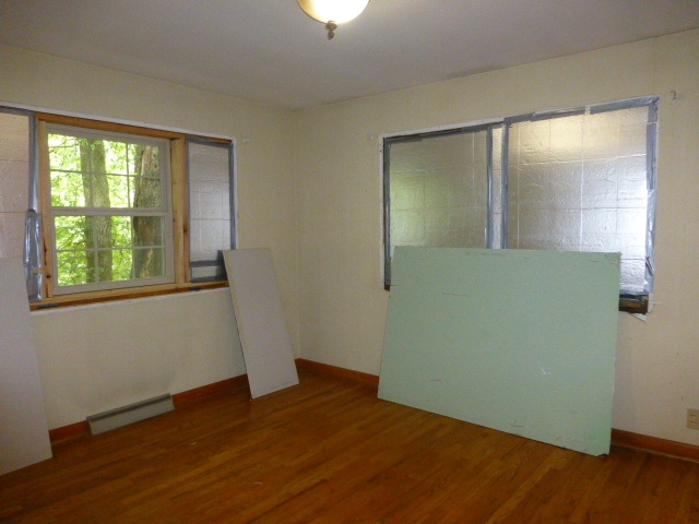 9908 Old State Road Evansville, IN 47711 - Photo 14 of 36 Gallery Image 14