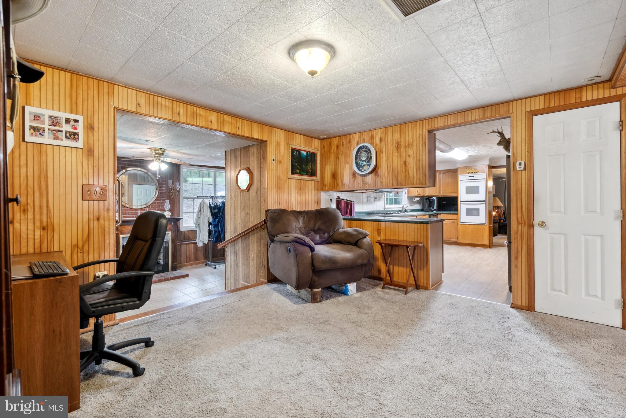 2321 Manchester Road Westminster, MD 21157 - Photo 15 of 66