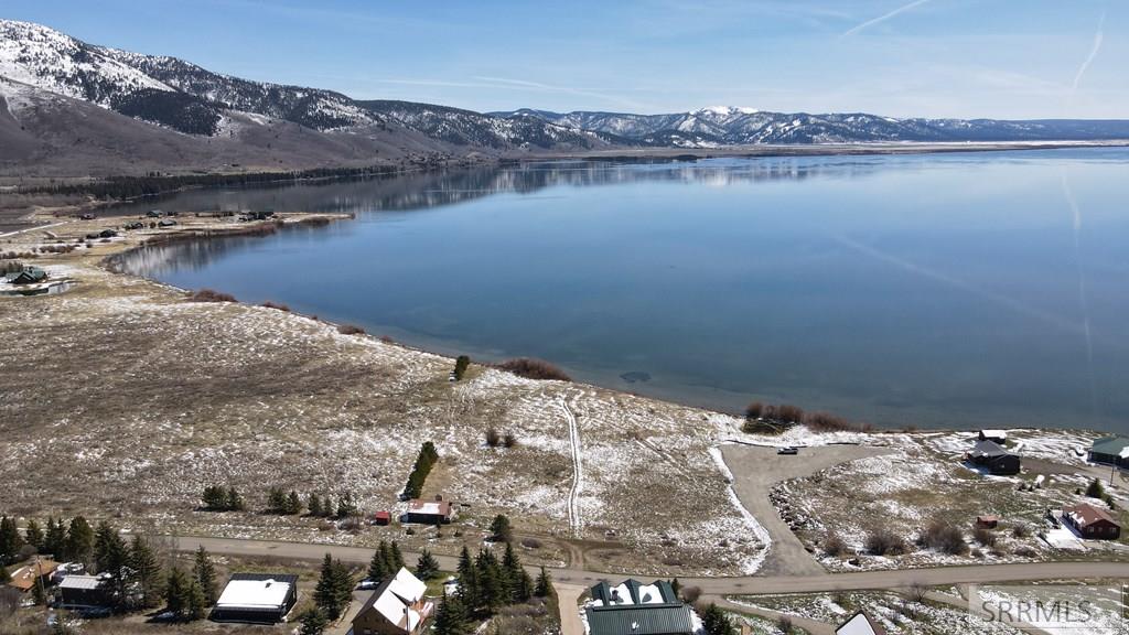 5410 Henrys Lake Road Island Park, ID 83429 - Photo 4 of 16