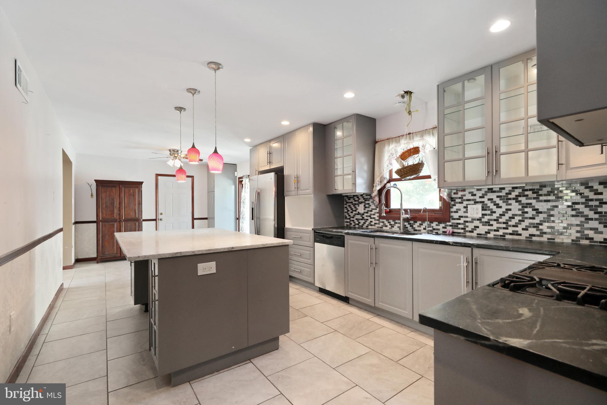 7 Reed Avenue Clementon, NJ 08021 - Photo 5 of 27