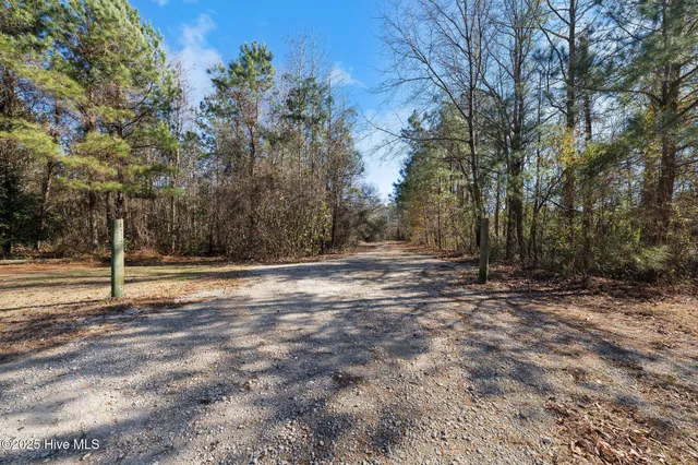 $425,000 | 265 Country Club Drive, Wallace, NC 28466