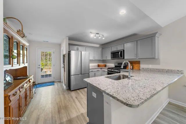 $425,000 | 265 Country Club Drive, Wallace, NC 28466