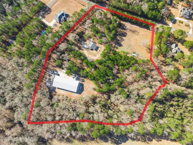 $425,000 | 265 Country Club Drive, Wallace, NC 28466