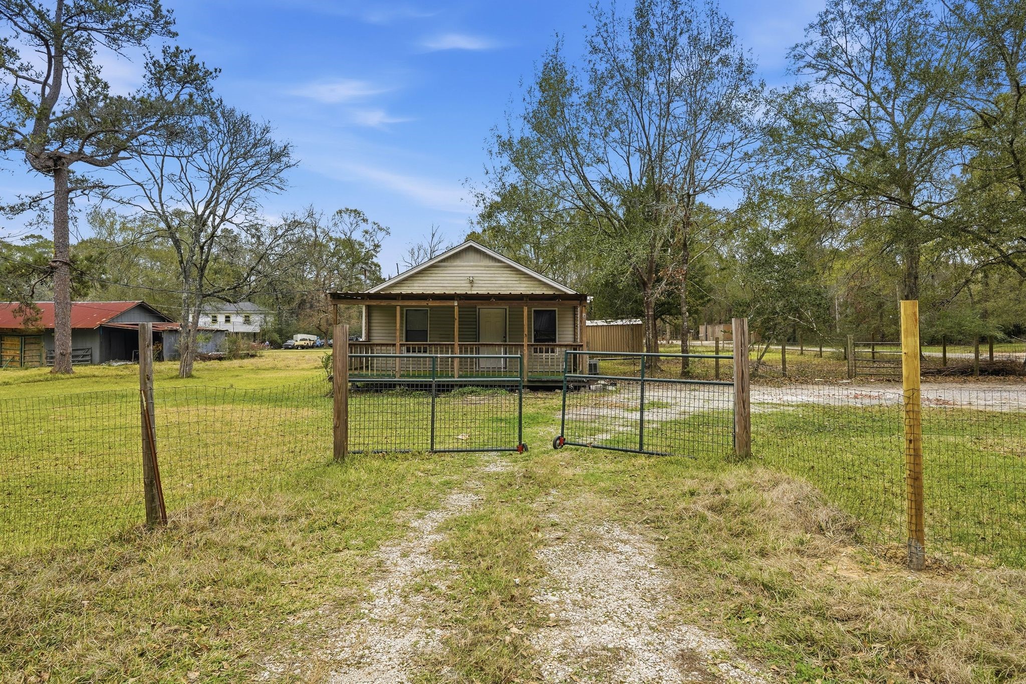3110 Green Forest Road Conroe, TX 77303 - Photo 6 of 34