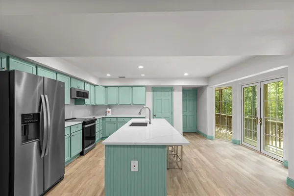 $699,000 | 1334 Jr Howell Road, Steinhatchee, FL 32359