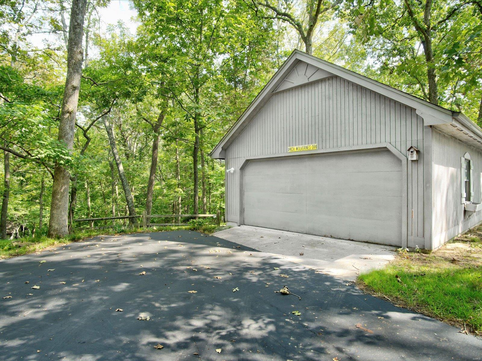 11 Andys Run Waterloo, IL 62298 - Photo 5 of 63