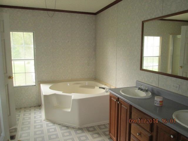 42237 George Duplessis Road Gonzales, LA 70737 - Photo 4 of 12 Gallery Image 4