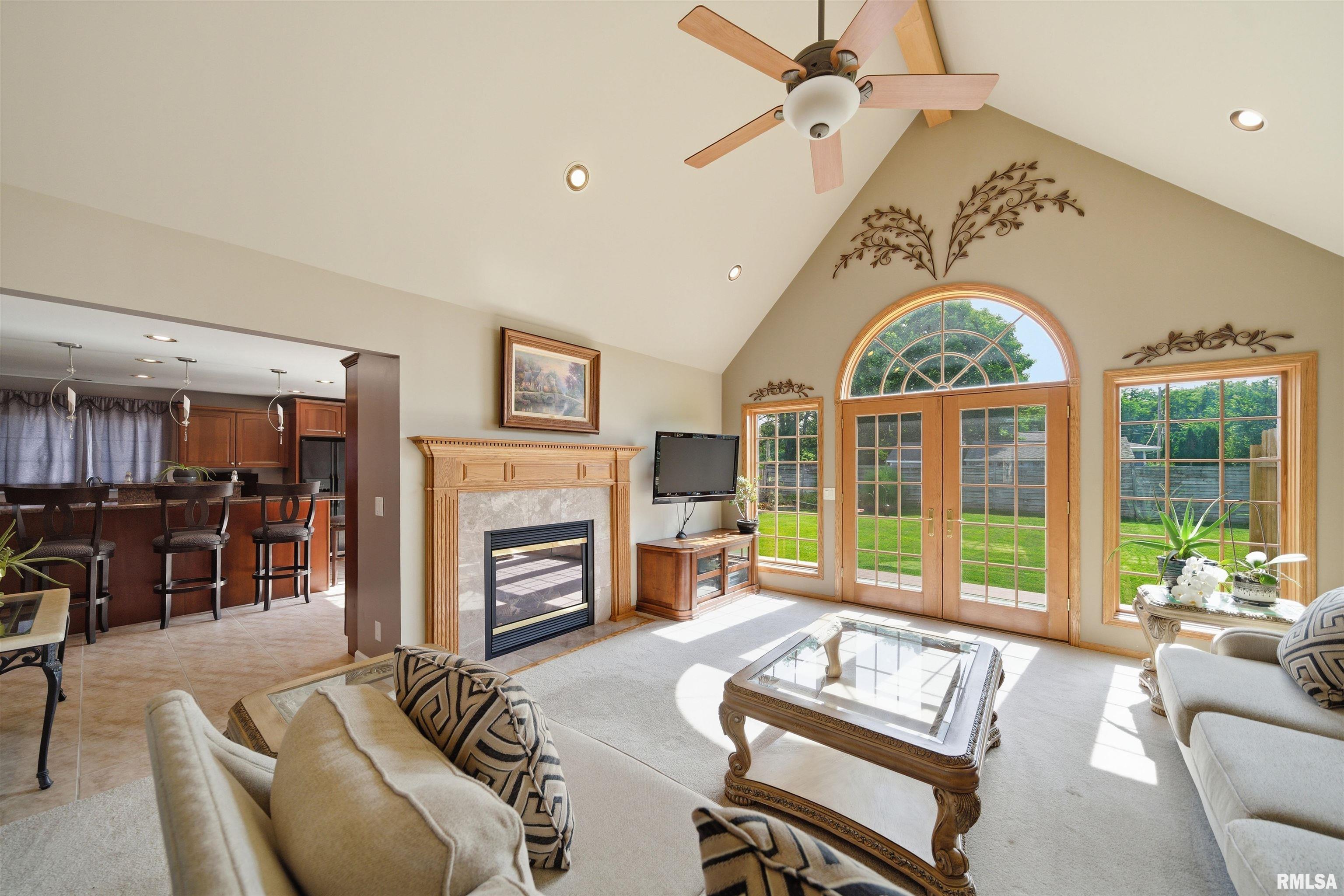 211 Wagner Street Washington, IL 61571 - Photo 7 of 51