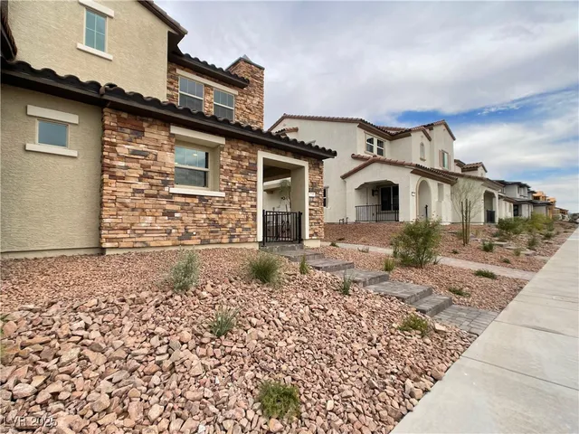 $1,895 | 735 Pickled Pepper Place, Henderson, NV 89011