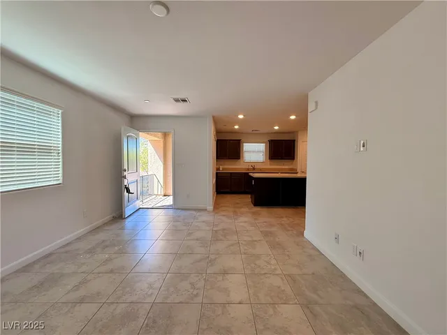 $1,895 | 735 Pickled Pepper Place, Henderson, NV 89011