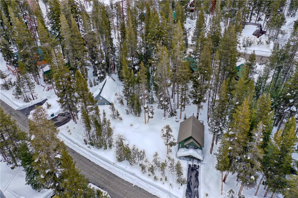 5252 Palisade Road Soda Springs, CA 95728 - Photo 11 of 16