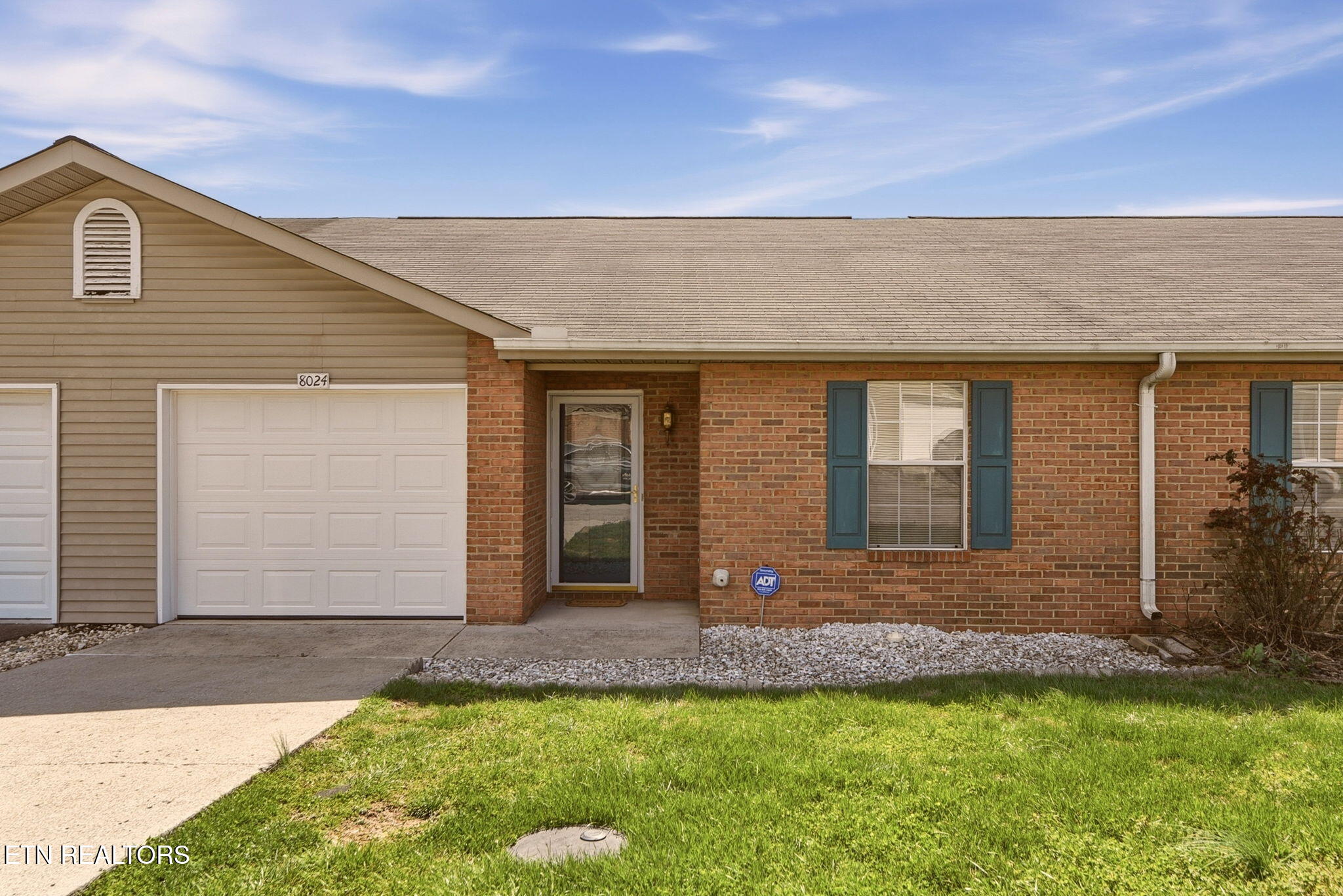 8024 Hansboro Way Powell, TN 37849 - Photo 1 of 21 1-web-or-mls-Hnsb8024 (50)