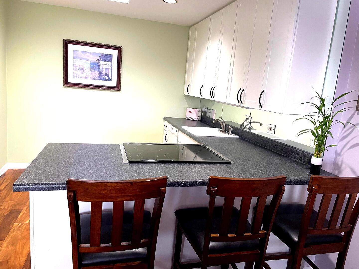 362 Kelburn Road, Unit 324 Deerfield, IL 60015 - Photo 2 of 11 a view of a dining room with furniture and window