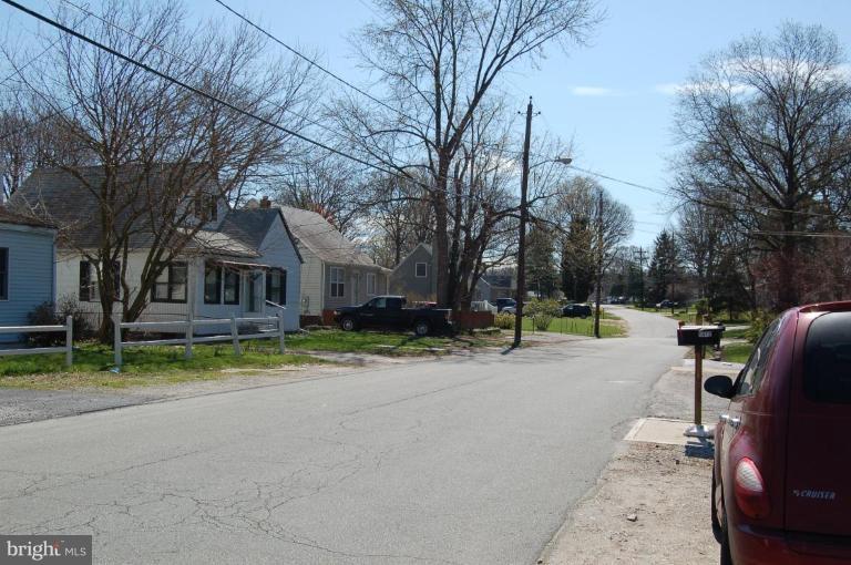 1410 Kent Road Essex, MD 21221 - Photo 6 of 17 Street View