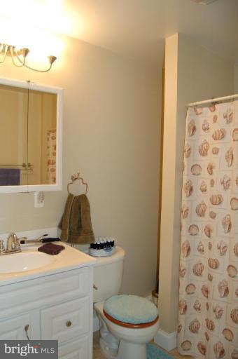 1410 Kent Road Essex, MD 21221 - Photo 10 of 17 Bath #1