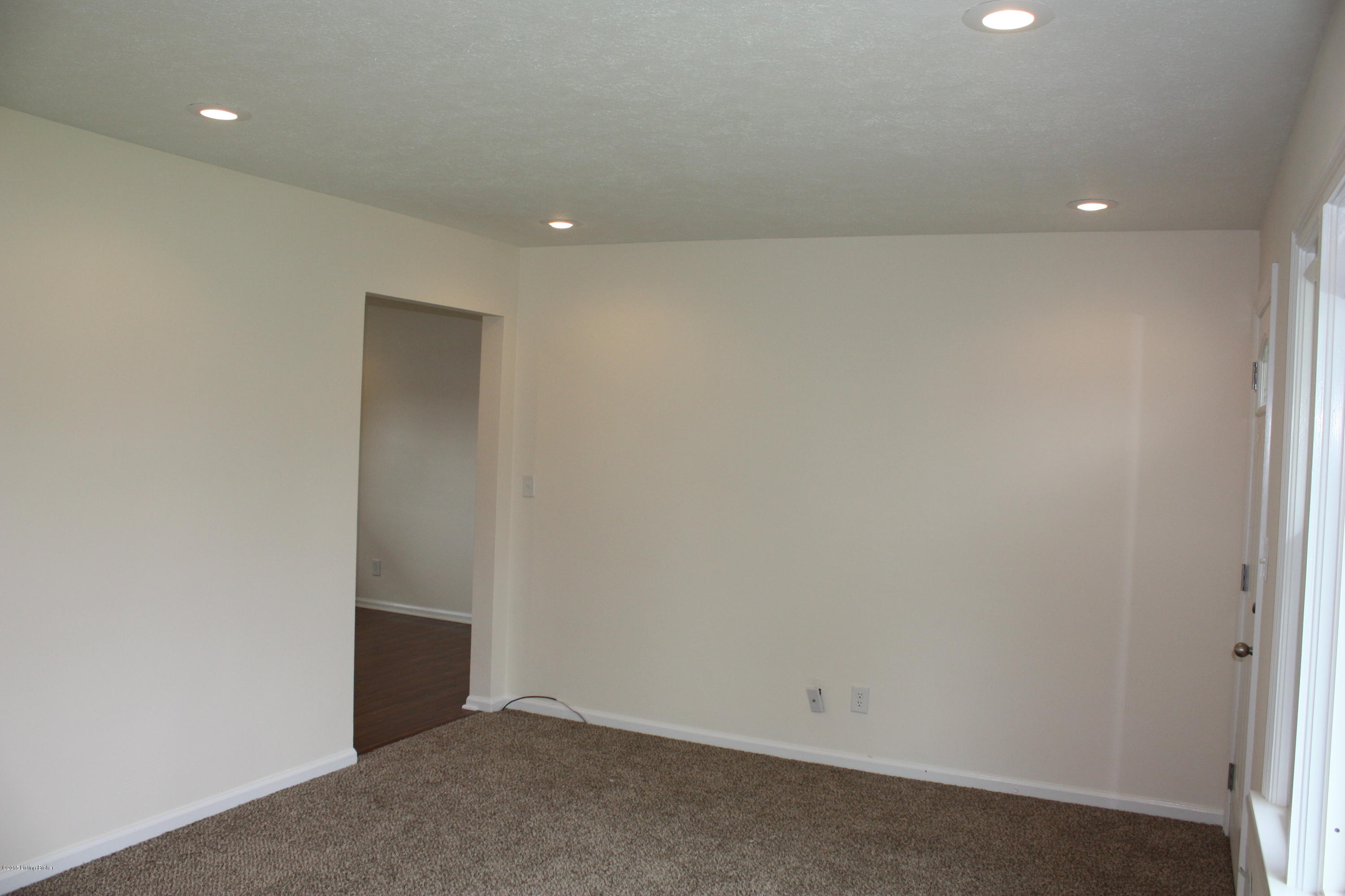 11519 Deering Road Louisville, KY 40272 - Photo 22 of 30 pic23
