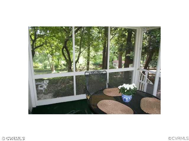1031 Ridge Top Road Richmond, VA 23229 - Photo 11 of 12 Porch
