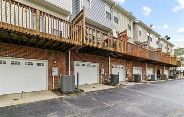 $2,900 | 217 16th Street Northwest, Unit 43, Atlanta, GA 30363