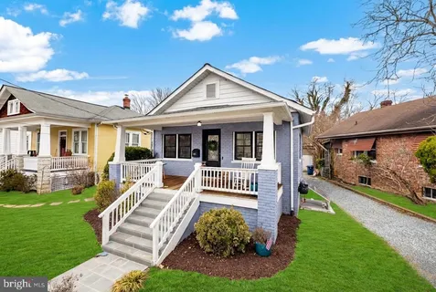 $969,900 | 2205 East Randolph Avenue, Alexandria, VA 22301