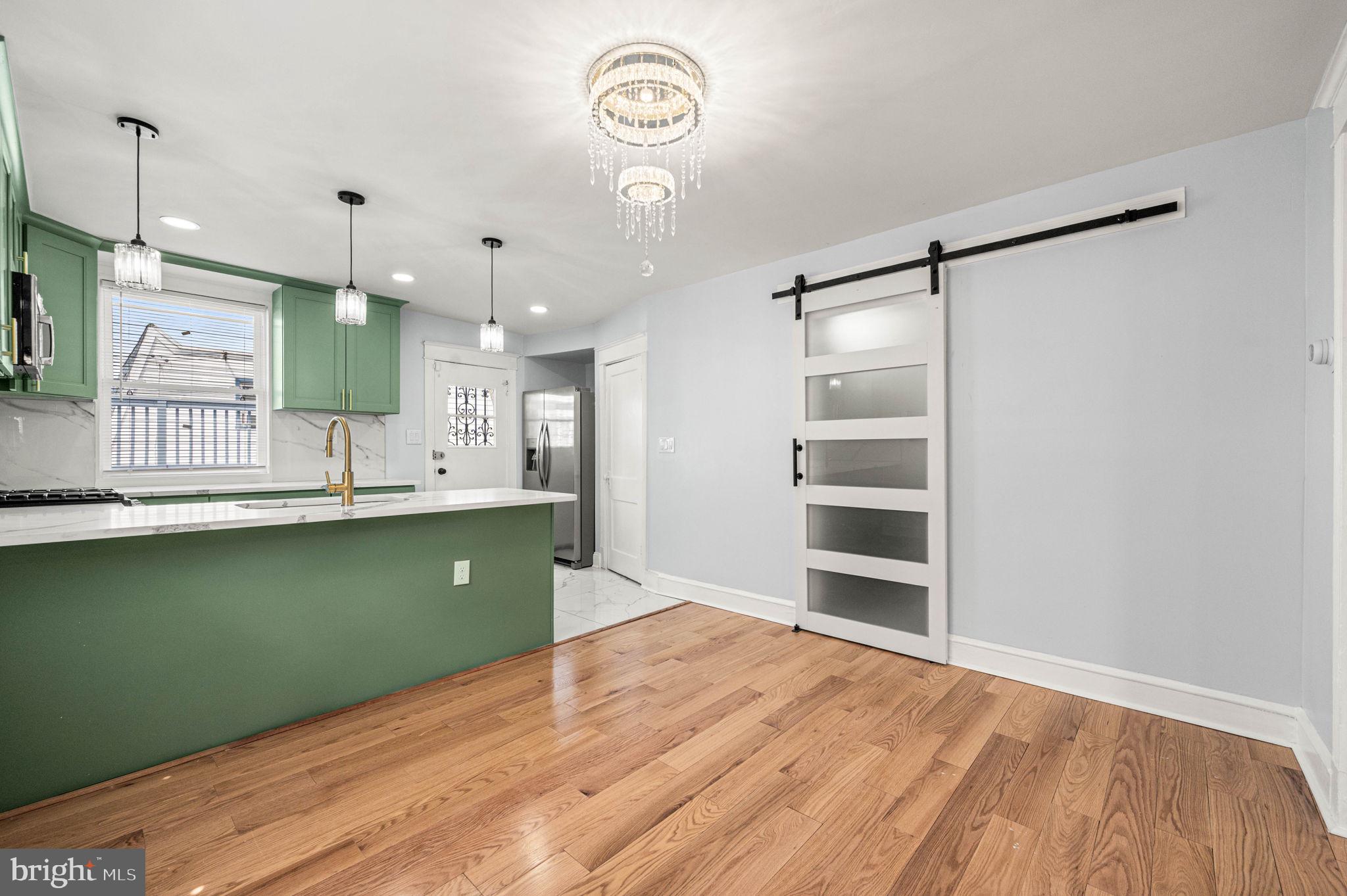238 Heather Road Upper Darby, PA 19082 - Photo 10 of 30