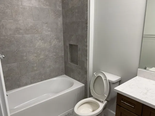 $5,950 | 4685 Estates Circle, Westlake, FL 33470