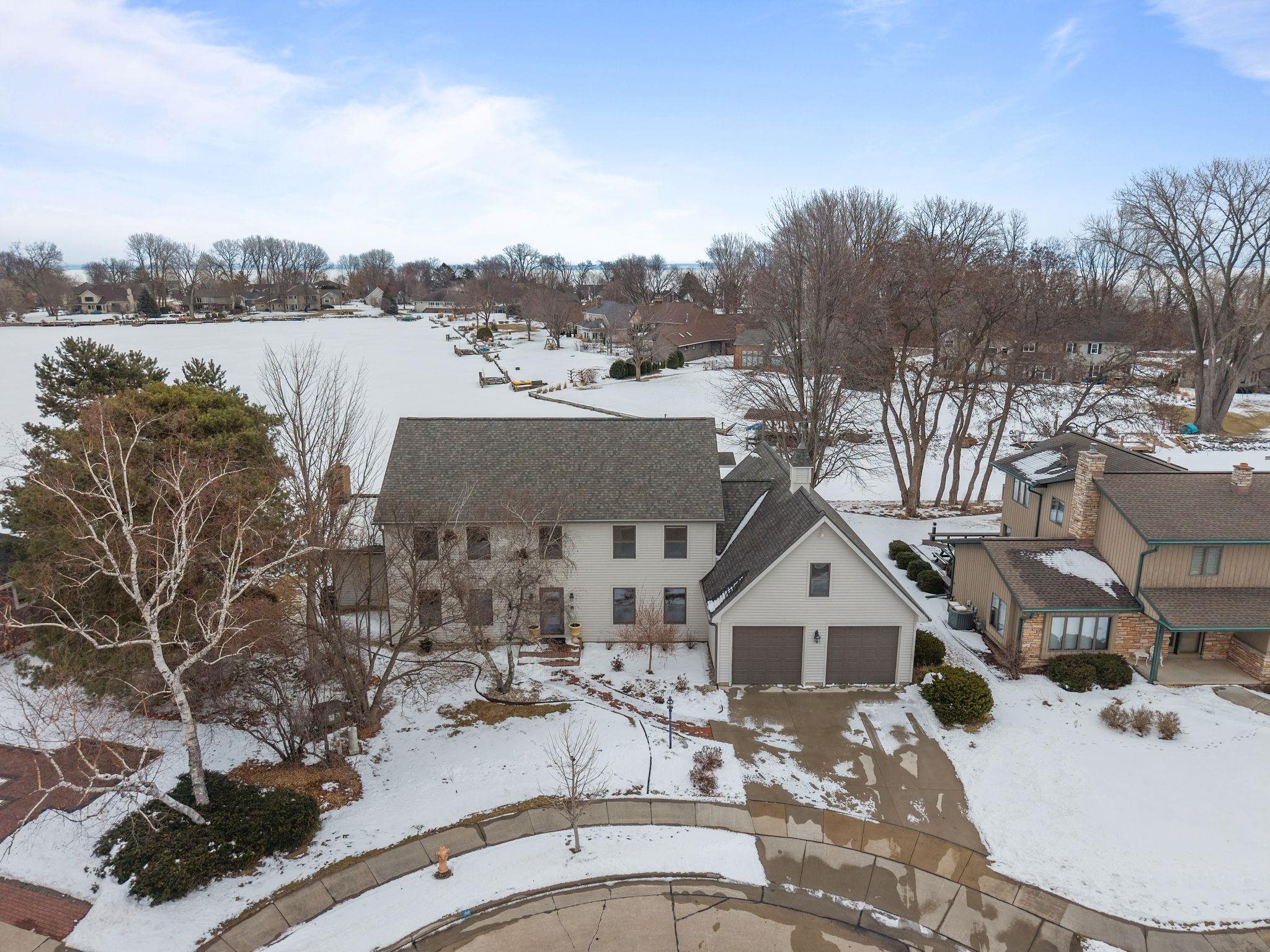 1960 Cliffview Court Oshkosh, WI 54901 - Photo 1 of 62
