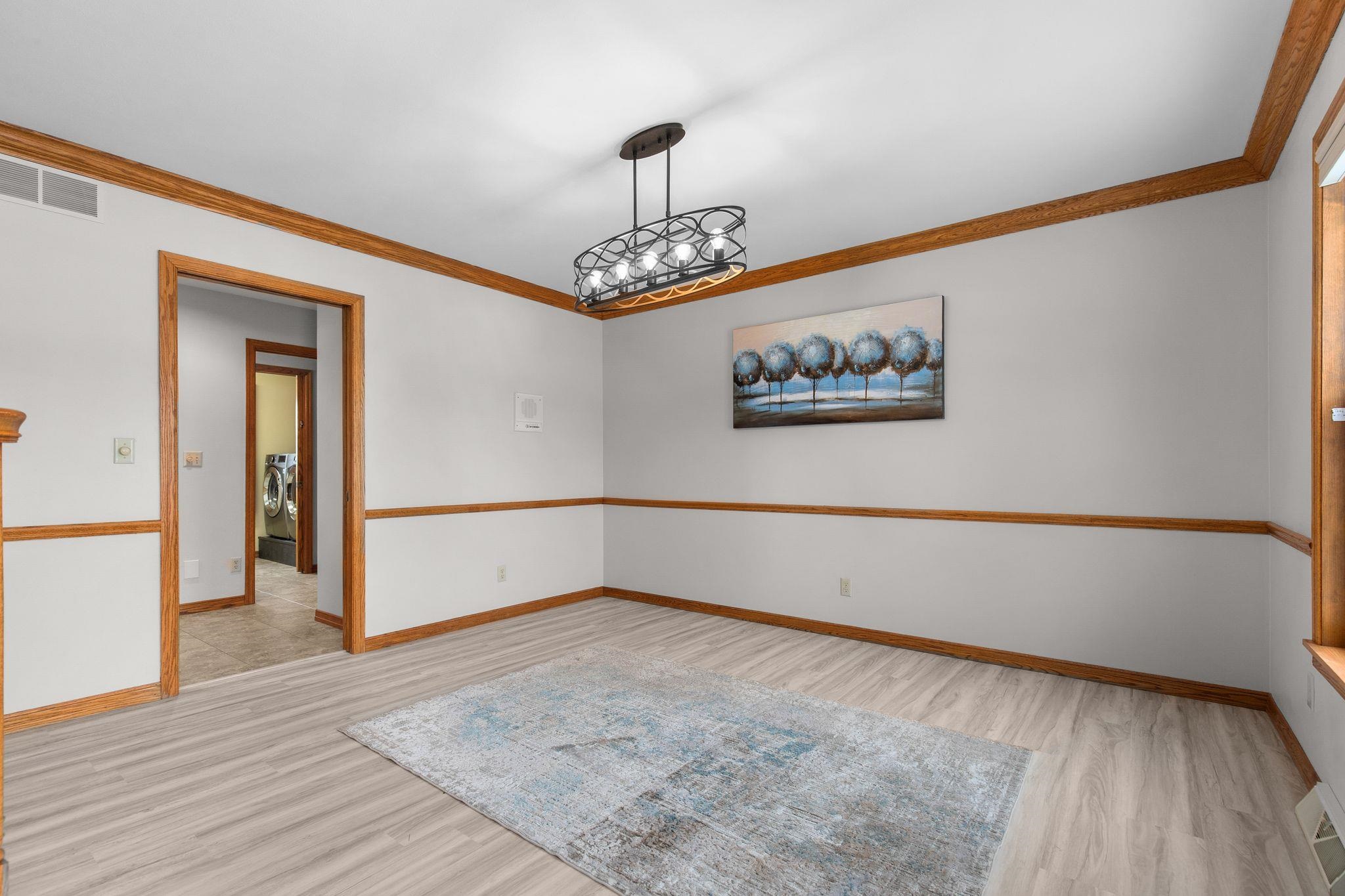 1960 Cliffview Court Oshkosh, WI 54901 - Photo 13 of 62