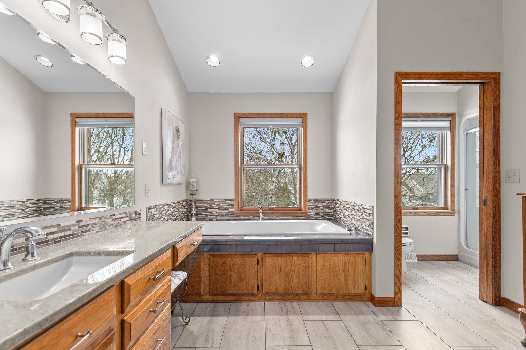 1960 Cliffview Court Oshkosh, WI 54901 - Photo 36 of 62