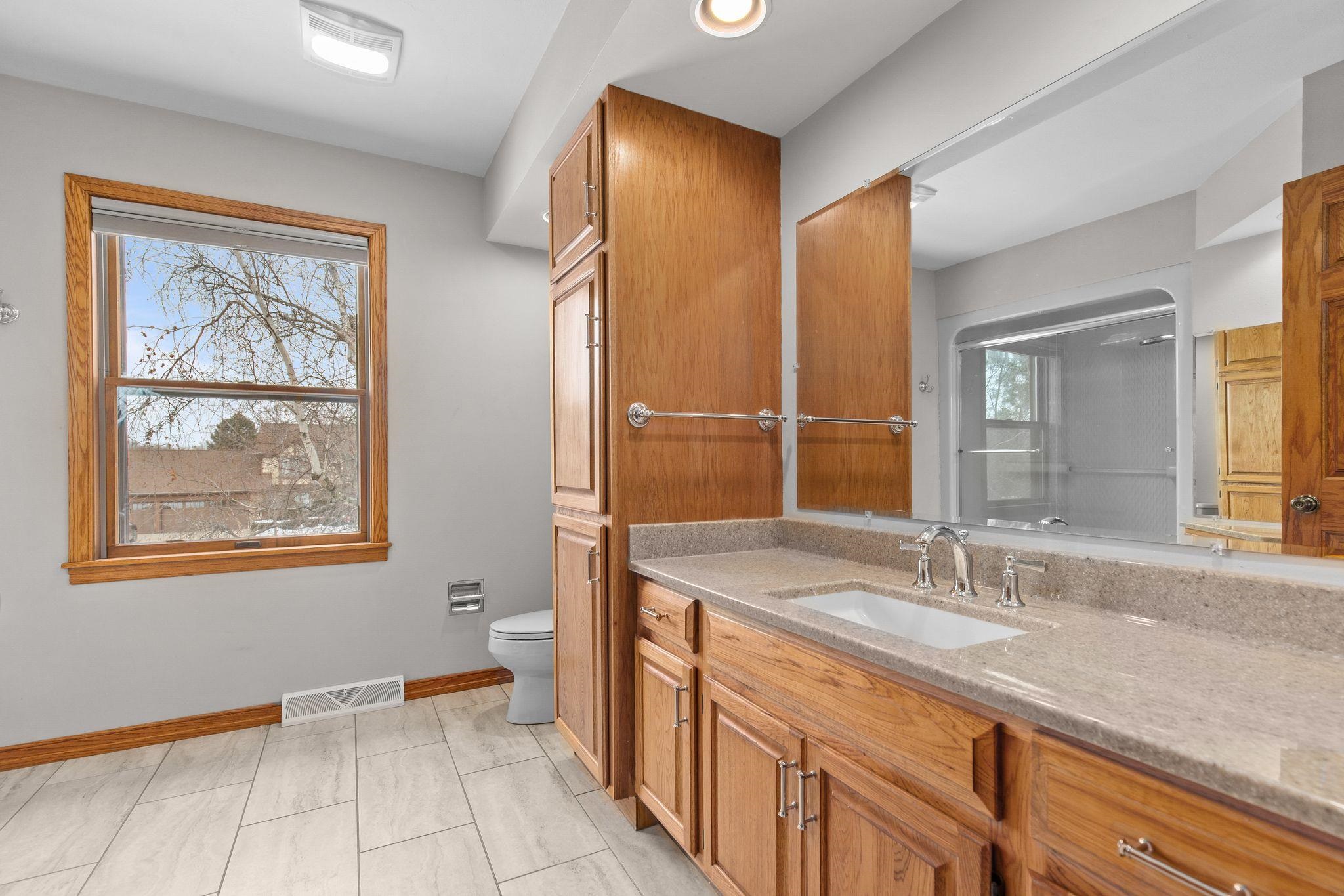 1960 Cliffview Court Oshkosh, WI 54901 - Photo 43 of 62