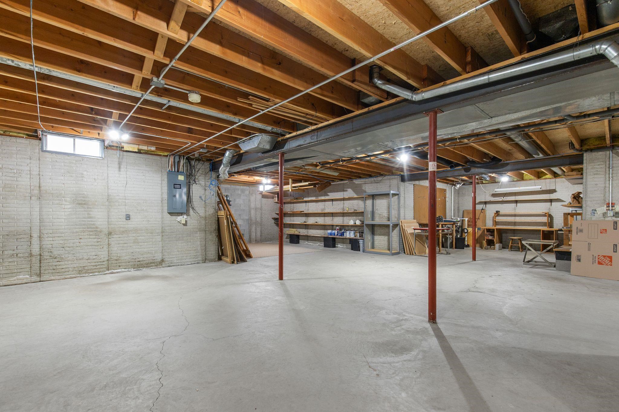 1960 Cliffview Court Oshkosh, WI 54901 - Photo 46 of 62