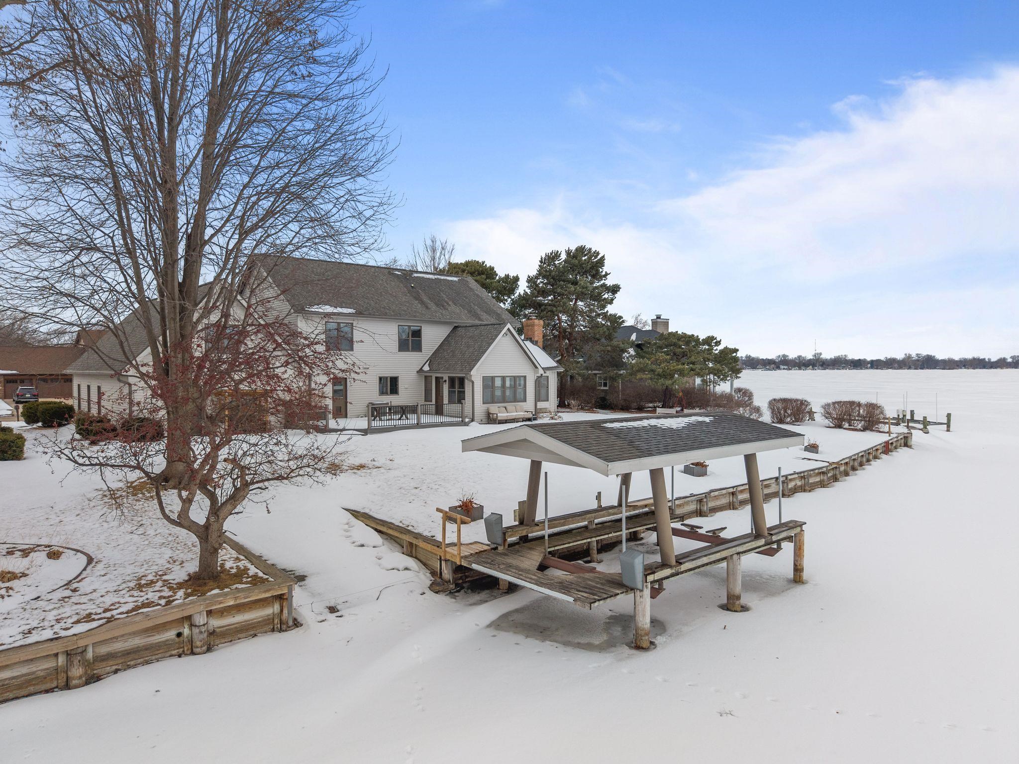 1960 Cliffview Court Oshkosh, WI 54901 - Photo 55 of 62