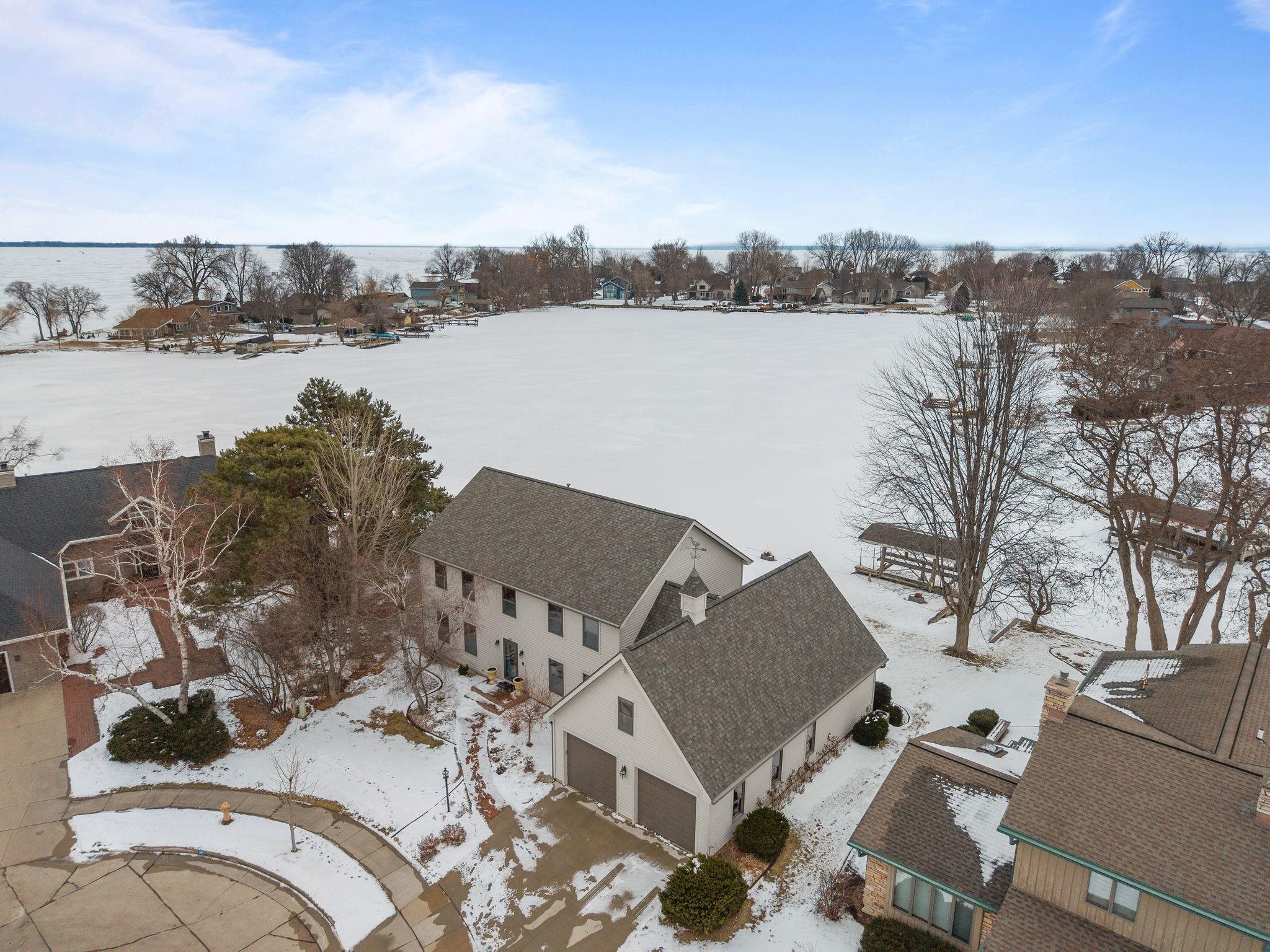 1960 Cliffview Court Oshkosh, WI 54901 - Photo 61 of 62