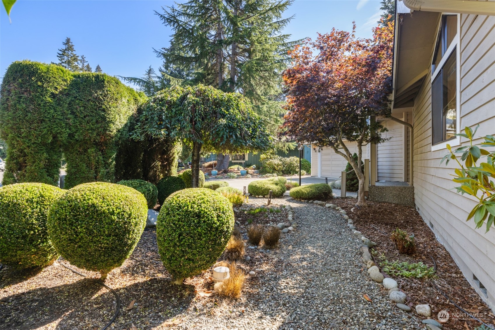 117 Williams Place Sequim, WA 98382 - Photo 33 of 40 a view of outdoor space and yard