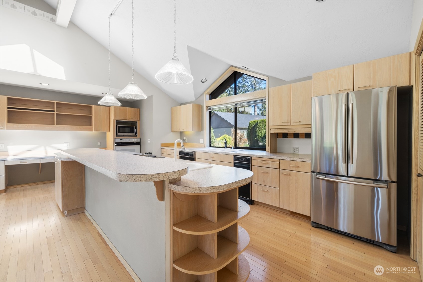 117 Williams Place Sequim, WA 98382 - Photo 7 of 40 a kitchen with a sink appliances and cabinets