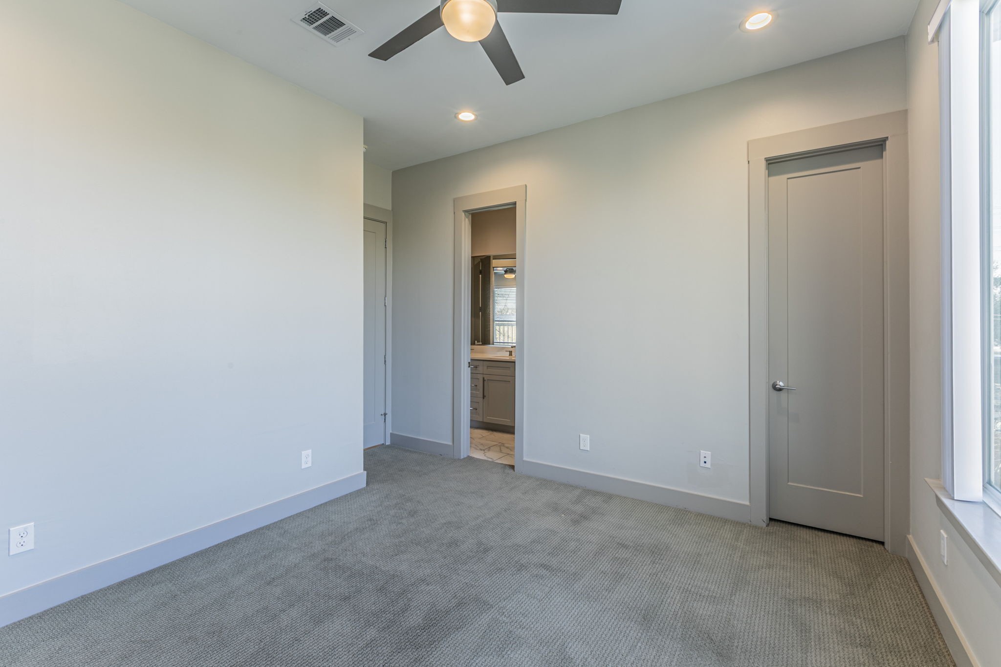 5714 Kemp Street Houston, TX 77023 - Photo 12 of 24