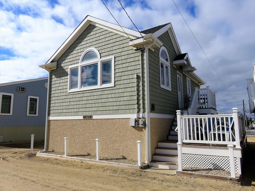 3371 Seaview Road Lavallette, NJ 08735 - Photo 1 of 20 43DCA6D5-F40C-4F04-A2D1-C8C876D8EA09