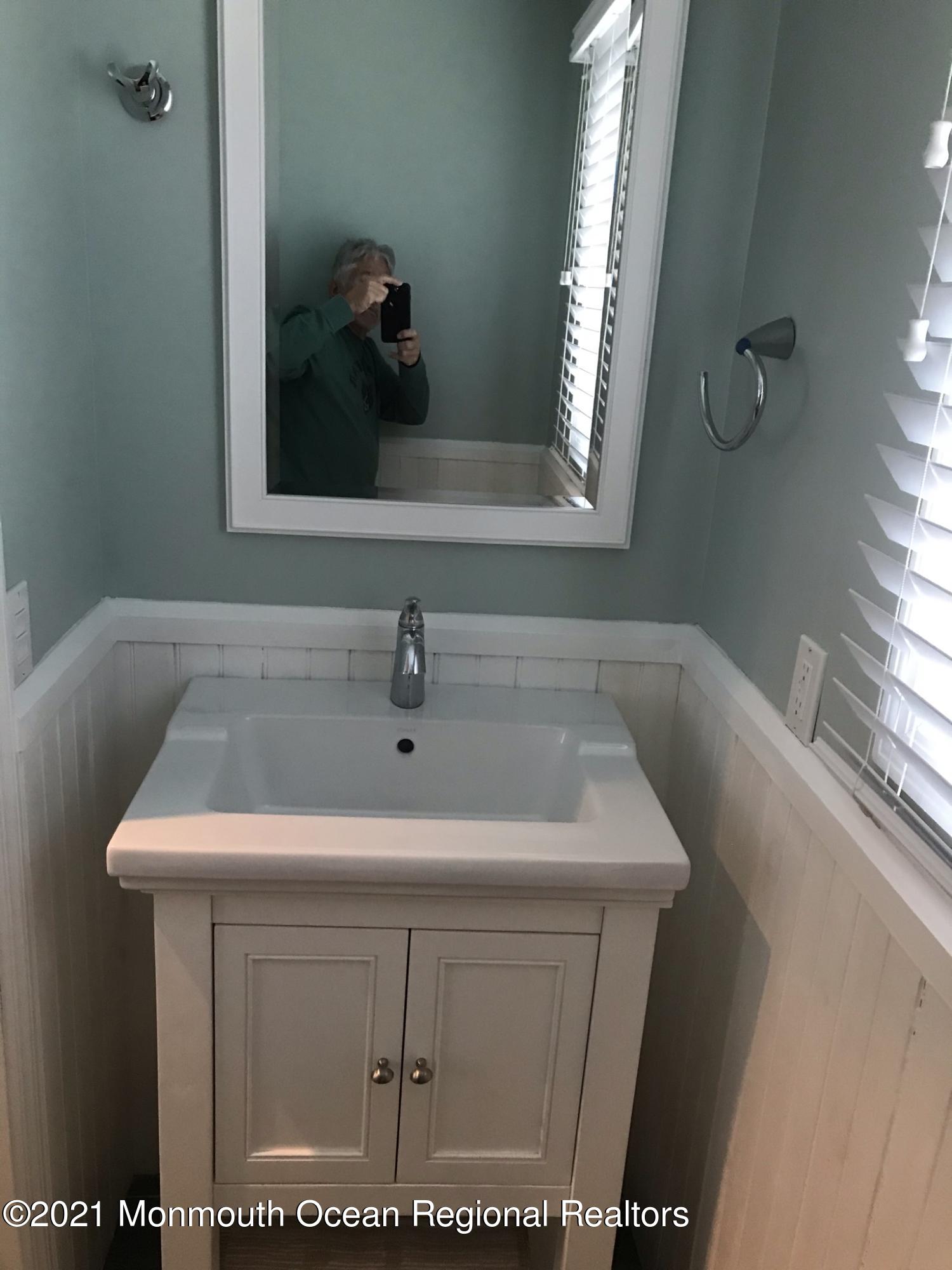 3371 Seaview Road Lavallette, NJ 08735 - Photo 16 of 20 E1B18EC3-BD63-427E-8F06-3BEADD1C483E