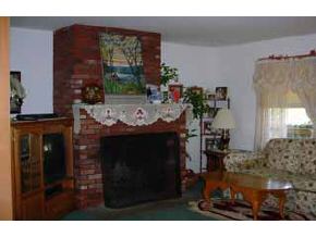 8 Bassett Road Wolfeboro, NH 03894 - Photo 3 of 5 Gallery Image 3