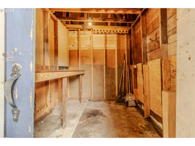 $315,000 | 1110 Cross Street Southeast, Salem, OR 97302