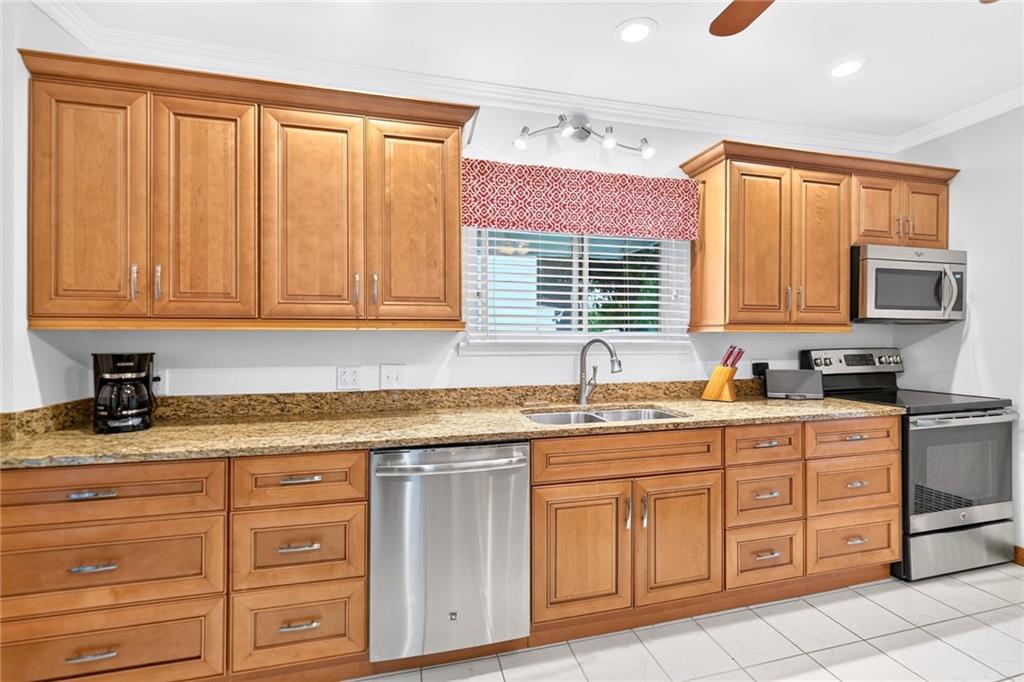 110 Ringneck Lane Irwin, PA 15642 - Photo 4 of 44