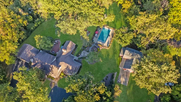 $1,495,000 | 11901 South 92nd Avenue, Palos Park, IL 60464