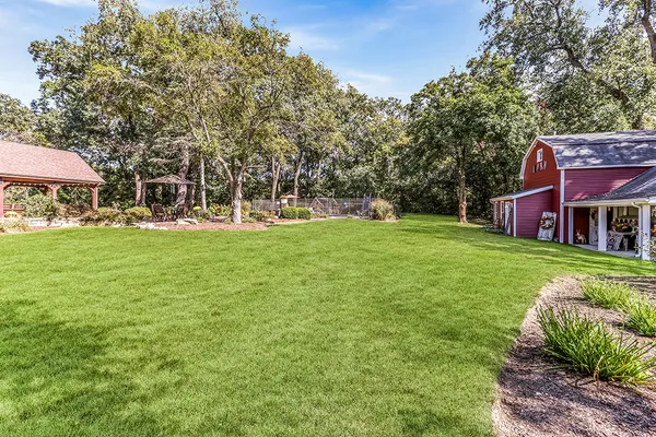 $1,495,000 | 11901 South 92nd Avenue, Palos Park, IL 60464