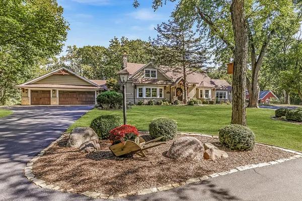 $1,495,000 | 11901 South 92nd Avenue, Palos Park, IL 60464
