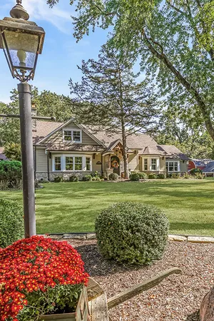 $1,495,000 | 11901 South 92nd Avenue, Palos Park, IL 60464