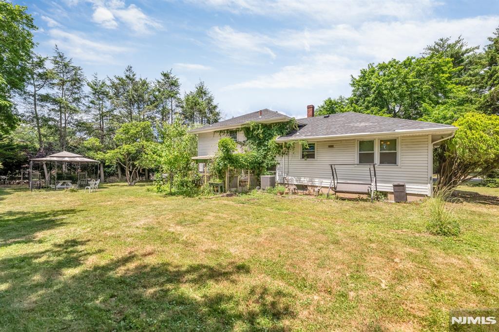 310 Ruckman Road Closter, NJ 07624 - Photo 28 of 30