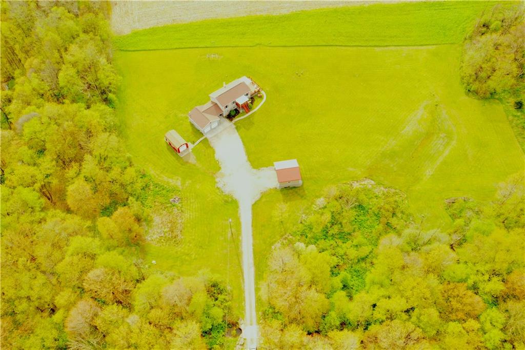 193 Crowe Road Acme, PA 15610 - Photo 7 of 25