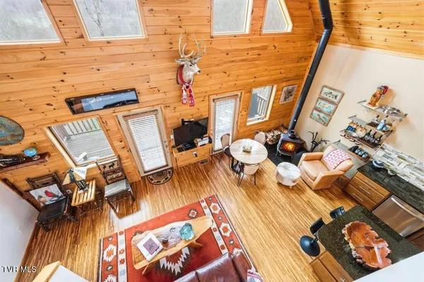 $625,000 | 408 Eagle Ridge Road, Roan Mountain, TN 37687